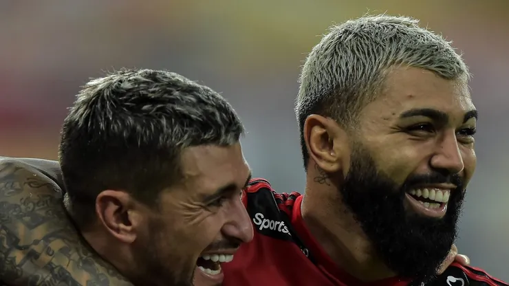 Gabigol e De Arrascaeta tem data para voltar ao time de Tite.