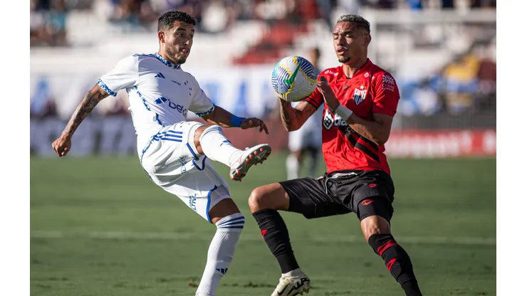 Cruzeiro x Atlético-GO ocorre neste domingo (1°) às 11h pelo Campeonato Brasileiro. Foto: Isabela Azine/AGIF