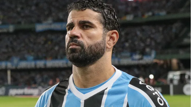 Diego Costa durante partida entre Grêmio e Estudiantes-ARG, no Estádio Couto Pereira, pela Copa Libertadores da América, no dia 08/06/2024.
