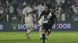 Dodo jogador do Ponte Preta comemora seu gol durante partida contra o Santos. Foto: Anderson Romao/AGIF