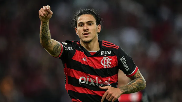 Centroavante se recuperou de uma lesão muscular e está à disposição