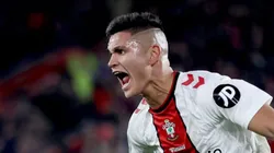 SOUTHAMPTON, ENGLAND - MARCH 04: Carlos Alcaraz of Southampton celebrates after scoring the team's first goal during the Premier League match between Southampton FC and Leicester City at Friends Provident St. Mary's Stadium on March 04, 2023 in Southampton, England. (Photo by Alex Pantling/Getty Images)
