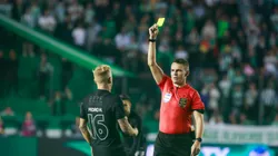 Clube vive momento complicado na temporada. Luiz Erbes/AGIF.