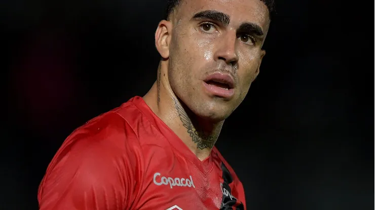 RJ - RIO DE JANEIRO - 29/08/2024 - BRASILEIRO A 2024, VASCO X ATHLETICO-PR - Gabriel jogador do Athletico-PR durante partida contra o Vasco no estadio Sao Januario pelo campeonato Brasileiro A 2024. Foto: Thiago Ribeiro/AGIF