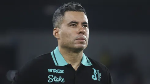 PR - CURITIBA - 18/08/2024 - BRASILEIRO A 2024, ATHLETICO-PR X JUVENTUDE - Jair Ventura tecnico do Juventude durante partida contra o Athletico-PR no estadio Arena da Baixada pelo campeonato Brasileiro A 2024. Foto: Gabriel Machado/AGIF