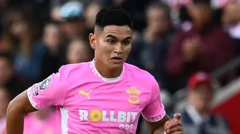 Southampton v SS Lazio Pre-Season Friendly 07/08/2024. Carlos Alcaraz 22 of Southampton on the attack during the Pre-Season Friendly match between Southampton and SS Lazio at the St Mary s Stadium, Southampton, England on 7 August 2024. Southampton St Mary s Stadium Hampshire England Editorial use only , Copyright: xGrahamxHuntx PSI-20092-0237