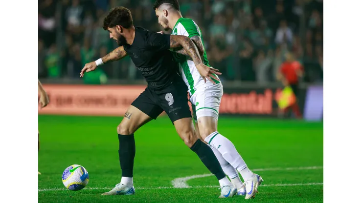 RS - CAXIAS DO SUL - 29/08/2024 - COPA DO BRASIL 2024, JUVENTUDE X CORINTHIANS - Yuri Alberto jogador do Corinthians durante partida contra o Juventude no estadio Alfredo Jaconi pelo campeonato Copa Do Brasil 2024. Foto: Luiz Erbes/AGIF