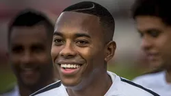 - Robinho ex-Santos