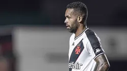 Alex Teixeira em ação pelo Vasco - Foto: Heber Gomes/AGIF