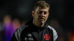 David desfalca o Vasco de Rafael Paiva.