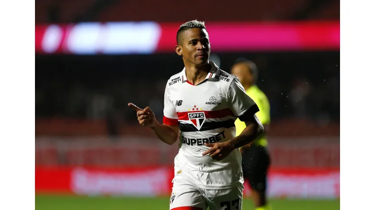 Fluminense e São Paulo se encaram na 25ª rodada.