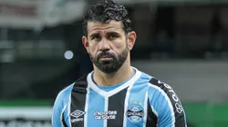 PR - CURITIBA - 08/06/2024 - COPA LIBERTADORES 2024, GREMIO X ESTUDIANTES - Diego Costa jogador do Gremio durante partida contra o Estudiantes no estadio Couto Pereira pelo campeonato Copa Libertadores 2024. Foto: Robson Mafra/AGIF