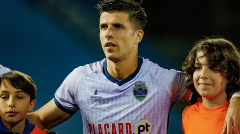 Hector Hernandez during Liga Portugal 23/24 game between GD Estoril Praia and GD Chaves at Estadio Antonio Coimbra da Mota, Estoril, Lisbon, Portugal. Maciej Rogowski Lisbon Estadio Antonio Coimbra da Mota Portugal Copyright: xMaciejxRogowskix estoril-chaves-full-021