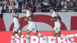 Lucas Moura do Sao Paulo celebrando com os companheiros o gol durante partida contra o Cruzeiro Brasileirao Series A 2024