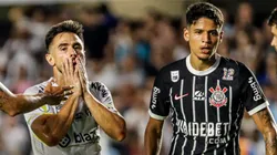William jogador do Santos lamenta durante partida contra o Corinthians no estadio Vila Belmiro pelo campeonato Paulista 2024.