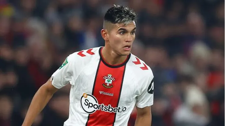 Carlos Alcaraz deixa o Southampton e assina com o Flamengo. Foto: Michael Steele/Getty Images