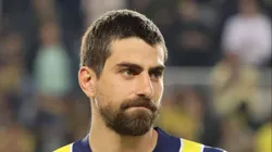 Santos está na disputa por Luan Peres.