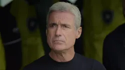 Luís Castro foi indicado ao Cruzeiro.