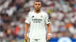 Foto: Angel Martinez/Getty Images - Mbappé recebe provocação de torcedores do PSG.