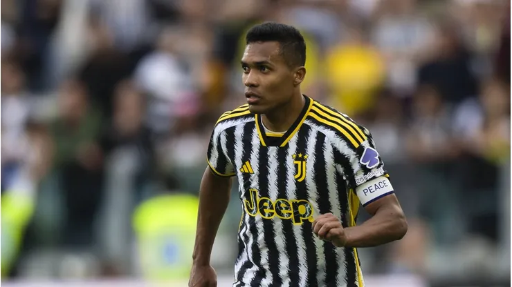 Salário de Alex Sandro no Flamengo é exposto no Flamengo