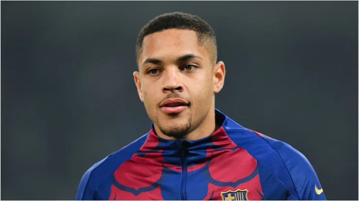 Foto: David Ramos/Getty Images - Vitor Roque no Barcelona.