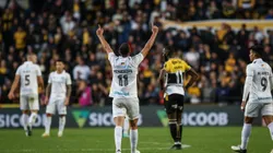 Monsalve, jogador do Gremio comemora seu gol durante partida contra o Criciuma no estadio Heriberto Hulse pelo campeonato Brasileiro A 2024