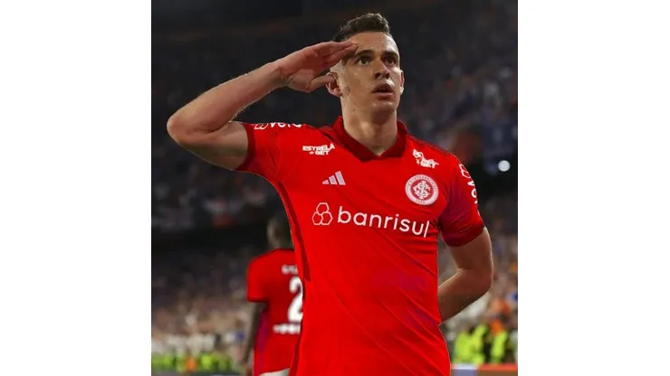 Borré supera vaias e garante vitória do Internacional contra o Cruzeiro