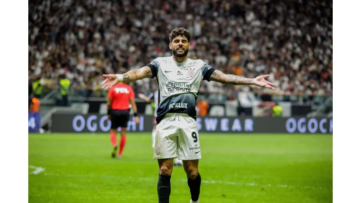 Yuri Alberto durante jogo do Timão. Atacante perdeu chances claras de gol.