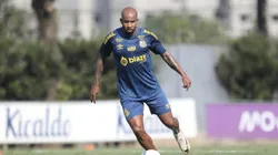 Meio-campista não entrou em campo recentemente