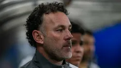 MG - BELO HORIZONTE - 10/08/2024 - BRASILEIRO A 2024, CRUZEIRO X ATLETICO-MG - Gabriel Milito tecnico do Atletico-MG durante partida contra o Cruzeiro no estadio Mineirao pelo campeonato Brasileiro A 2024. Foto: Fernando Moreno/AGIF