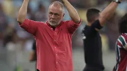 RIO DE JANEIRO, BRAZIL - AUGUST 7: Mano Menezes coach of Fluminense gives a thumbs up during the match between Fluminense and Juventude as part of Copa do Brasil 2024 at Maracana Stadium on August 7, 2024 in Rio de Janeiro, Brazil. (Photo by Wagner Meier/Getty Images)