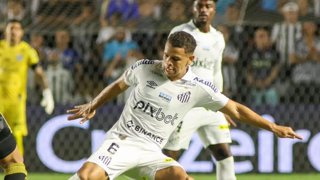 Sandry pelo Santos. Foto: Fernanda Luz/AGIF