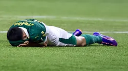 Flaco López foi um dos que mais sentiram a eliminação na Libertadores no vestiário do Palmeiras