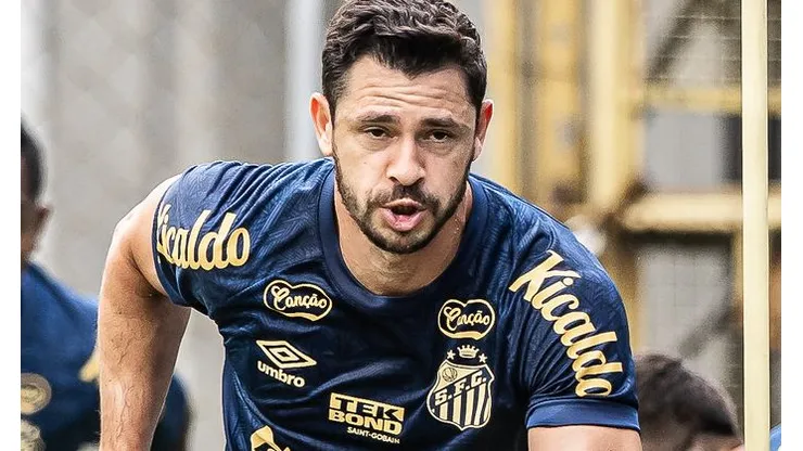 Giuliano é ausência confirmada e problema detalhado preocupa o Peixe