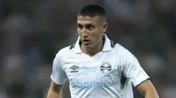 Real Madrid ainda observa Monsalve, do Grêmio.