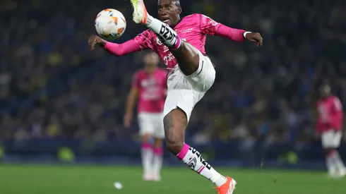 Racing e Independiente brigam na 12ª rodada.