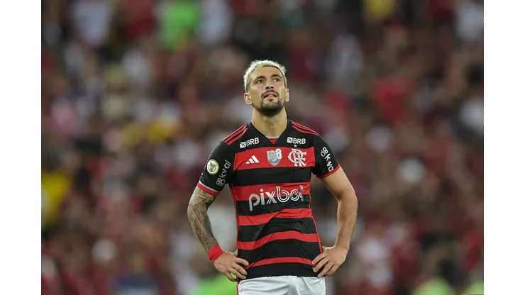 Arrascaeta jogador do Flamengo durante partida contra o Palmeiras pelo Brasileirão. Foto: Thiago Ribeiro/AGIF