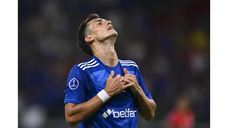 Dinenno ainda sofre com as consequência da lesão - (Photo by Pedro Vilela/Getty Images).