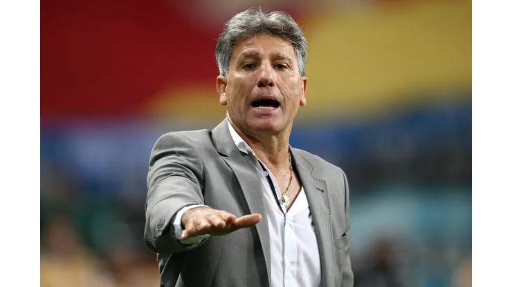 Renato Gaúcho tem contrato até dezembro no Grêmio
