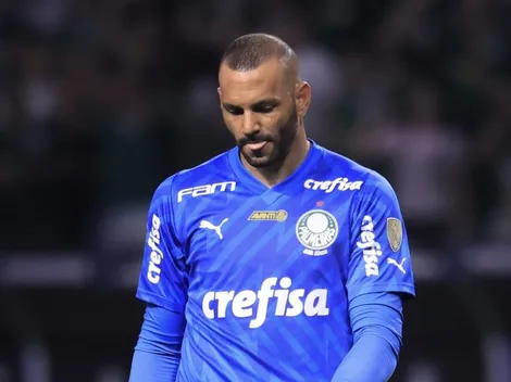 Weverton sai em defesa de Anderson Barros no Palmeiras