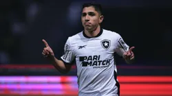 Savarino jogador do Botafogo comemora seu gol durante partida contra o Palmeiras no Allianz Parque pela Copa Libertadores 2024. Foto: Ettore Chiereguini/AGIF