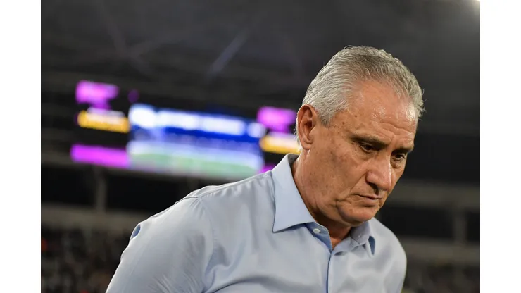 Tite treinador do Flamengo, no Engenhão, em partida válida contra o Botafogo pelo Brasileirão. Foto: Thiago Ribeiro/AGIF