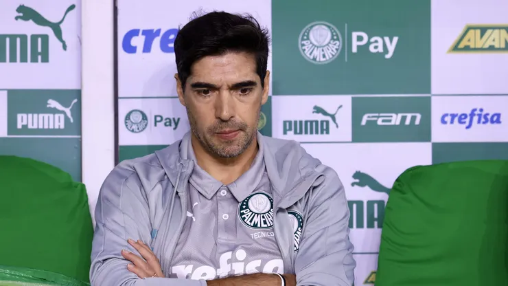 Treinador português foi criticado em jogo contra o Botafogo