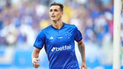 Centroavante marcou dois gols contra o Vitória