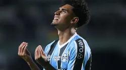 Du Queiroz vira problema no Imortal