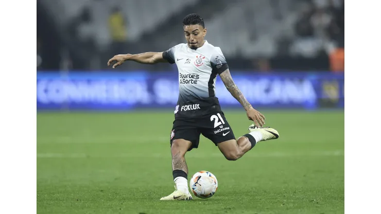 Matheus Bidu conquistou Ramón Diaz no Corinthians