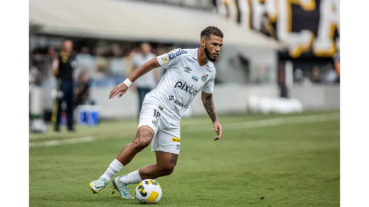 Internacional encaminha contratação de Nathan do Santos