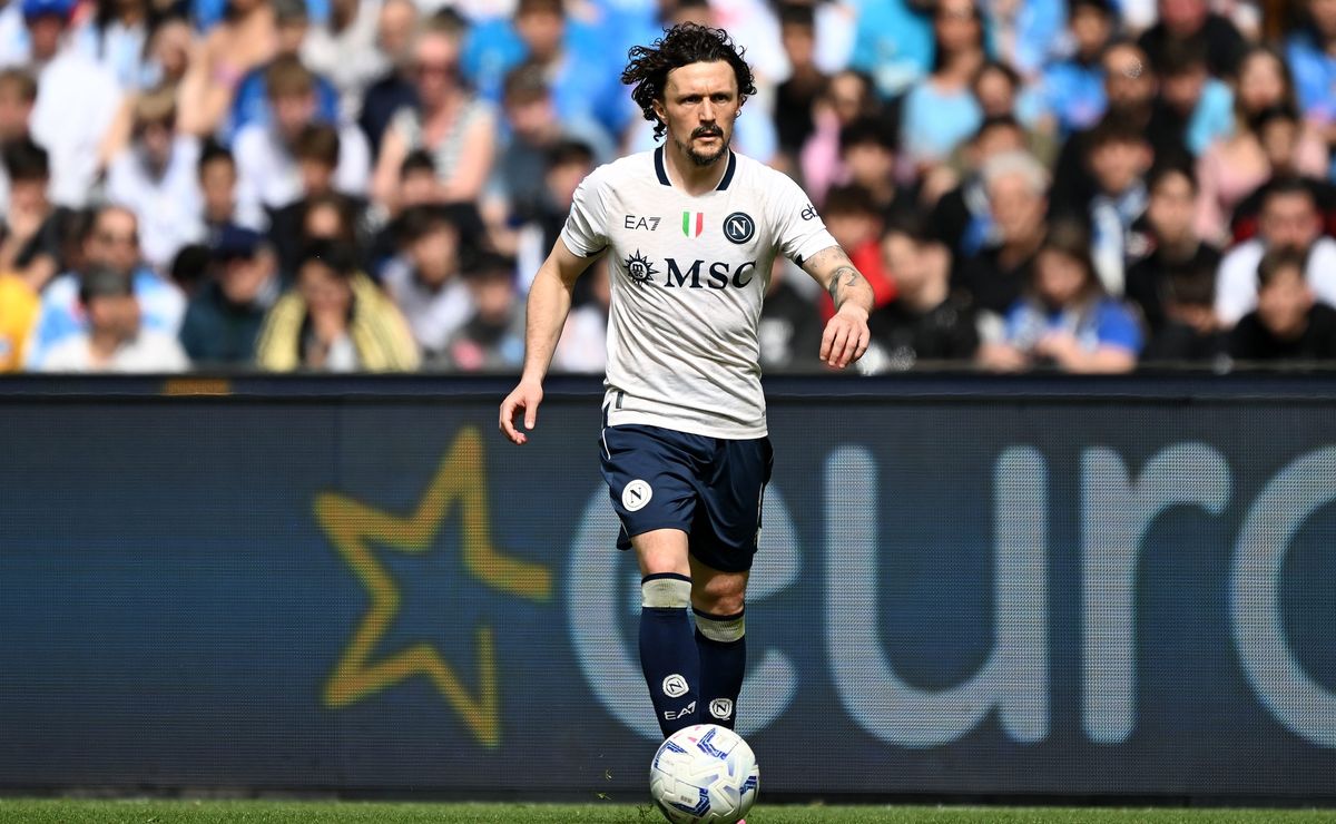 Mario Rui Rijo Mário Rui aceita jogar no São Paulo