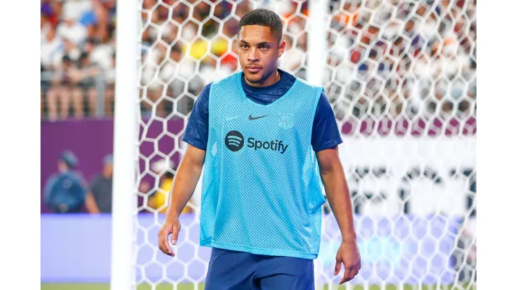 Vitor Roque foi revelado pelo Cruzeiro