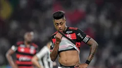 Bruno Henrique jogador do Flamengo lamenta durante partida contra o Botafogo. Foto: Thiago Ribeiro/AGIF